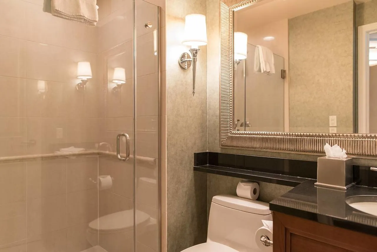 True 1Br Balcony Suite With Strip View At Mgm Signature Las Vegas Aparthotel