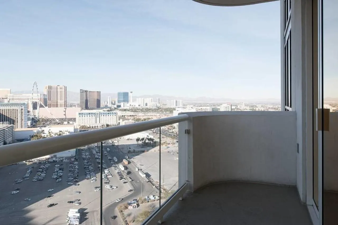 True 1Br Balcony Suite With Strip View At Mgm Signature Лас-Вегас США